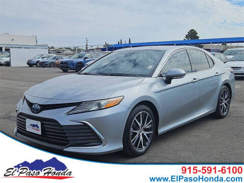 2022 Toyota Camry Hybrid XLE