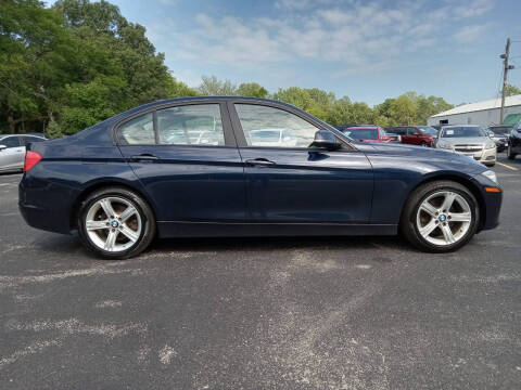 2012 BMW 3 Series 328i
