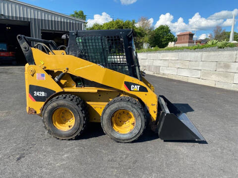 2011 Caterpillar 242B