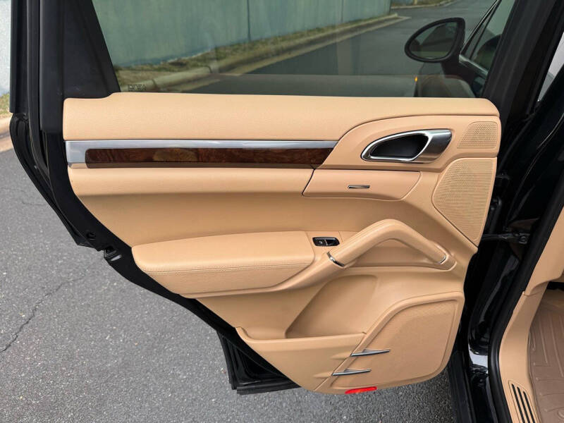 2012 Porsche Cayenne