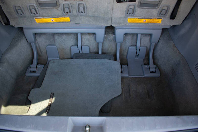 2013 Toyota Sienna XLE 8-Passenger