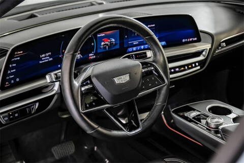 2024 Cadillac LYRIQ Luxury 1