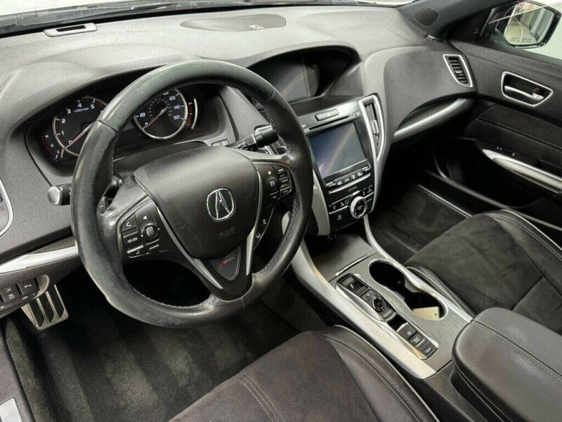 2018 Acura TLX