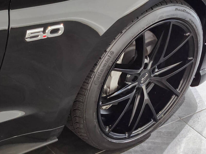 2019 Ford Mustang