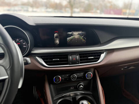 2018 Alfa Romeo Stelvio Ti Sport