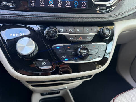 2019 Chrysler Pacifica Limited