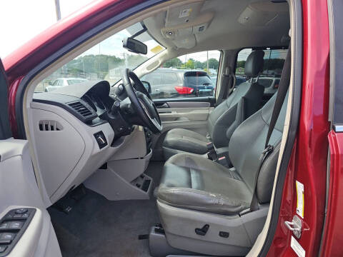 2011 Volkswagen Routan