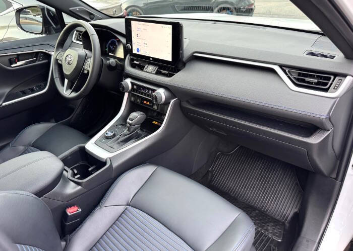 2023 Toyota RAV4 Hybrid XSE