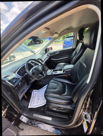 2019 Ford Edge Titanium