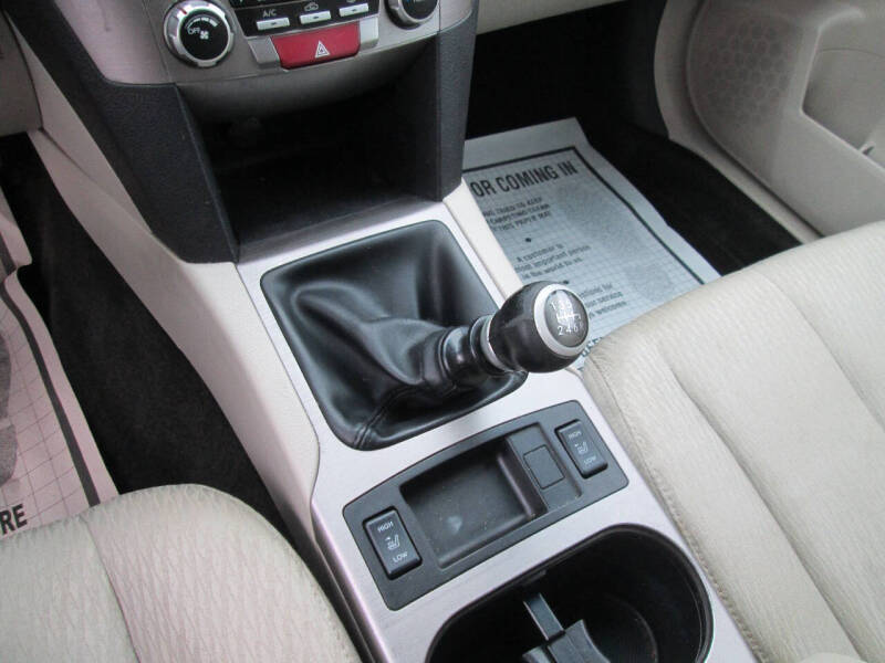 2012 Subaru Outback 2.5i Premium