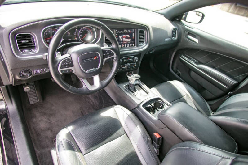 2017 Dodge Charger R/T