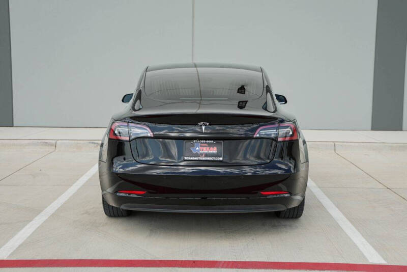 2019 Tesla Model 3 Mid Range