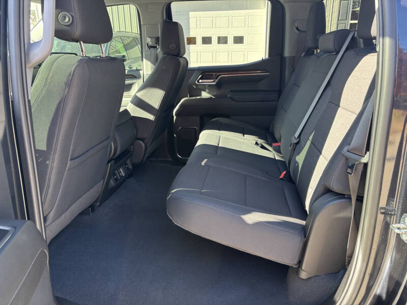 2024 GMC Sierra 1500 SLE