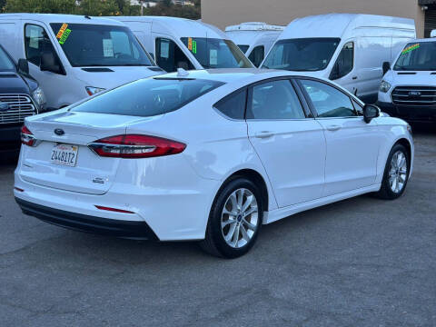 2020 Ford Fusion Hybrid SE