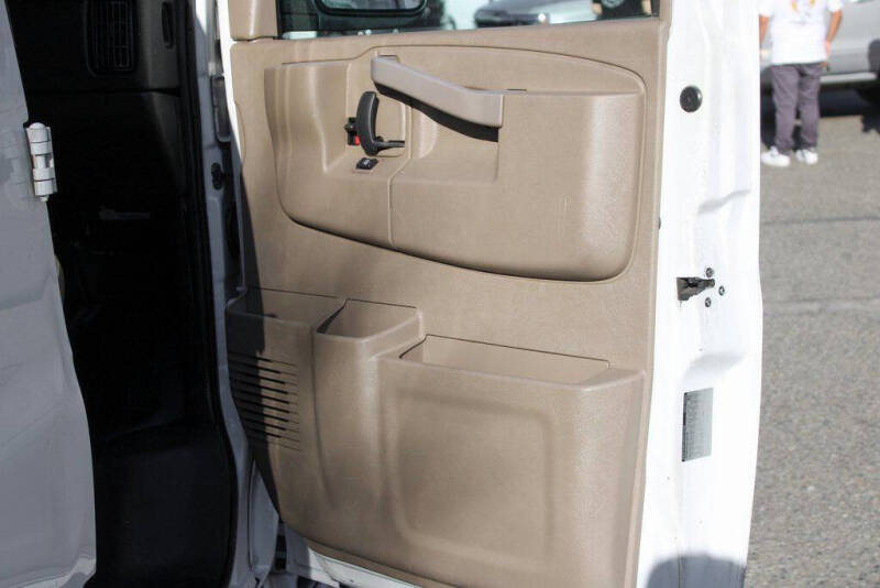 2016 Chevrolet Express 2500