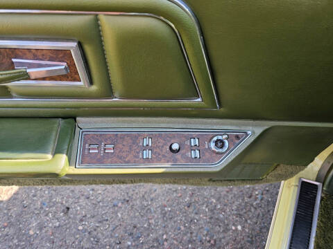 1975 Lincoln Mark IV