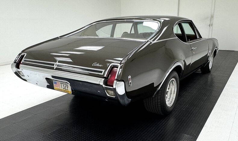 1969 Oldsmobile Cutlass