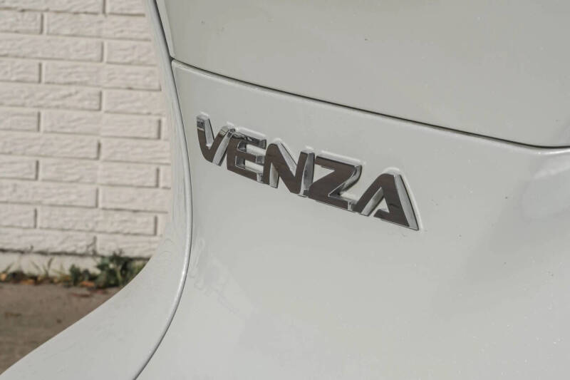 2022 Toyota Venza Limited