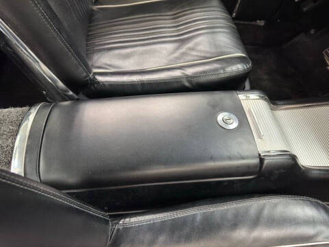 1963 Ford Thunderbird