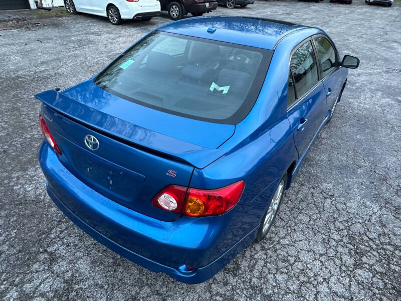 2010 Toyota Corolla S photo 8