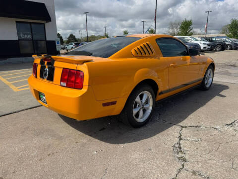 2008 Ford Mustang V6 Deluxe