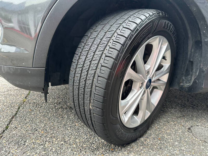 2019 Ford Escape SEL