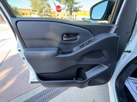 2022 Nissan Frontier S