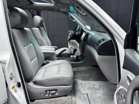 2004 Toyota Land Cruiser