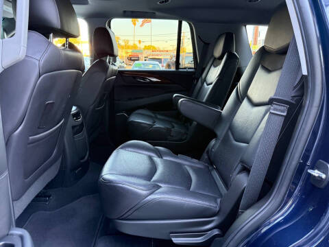 2018 Cadillac Escalade Premium Luxury