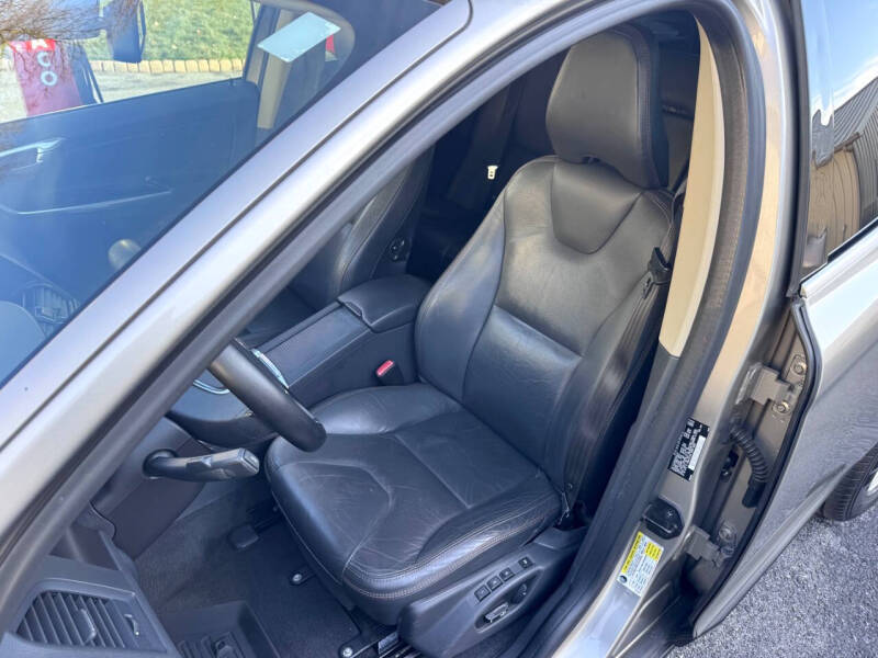 2012 Volvo XC60 3.2 Platinum