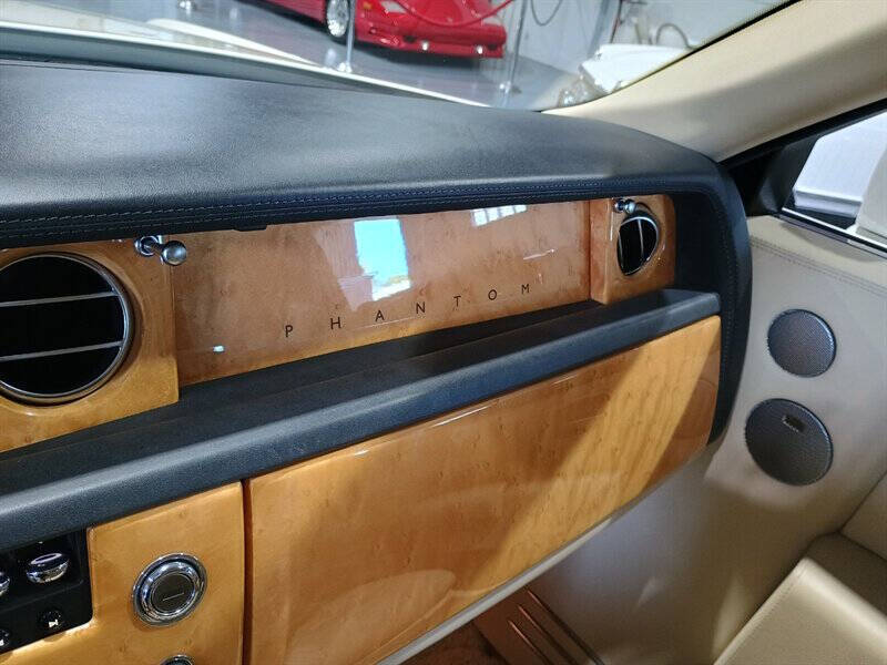 2006 Rolls-Royce Phantom 44