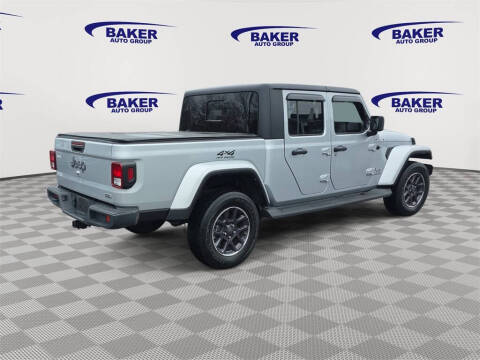 2022 Jeep Gladiator Overland