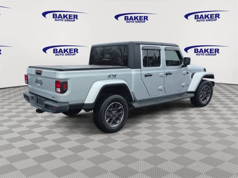 2022 Jeep Gladiator Overland
