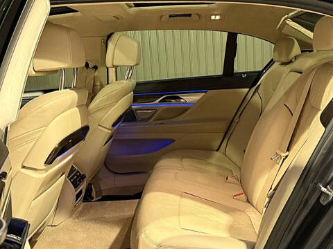 2016 BMW 7 Series 750i xDrive