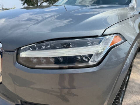 2018 Volvo XC90 T5 Momentum 7-Passenger