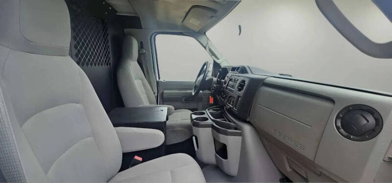 2012 Ford E-Series E-150