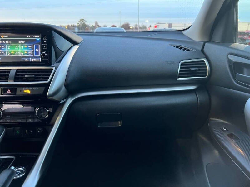 2019 Mitsubishi Eclipse Cross ES