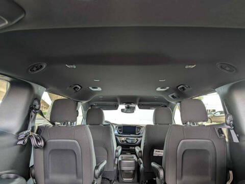 2024 Chrysler Pacifica Touring