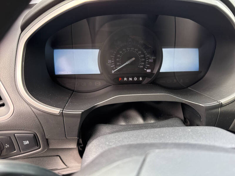 2021 Ford Edge SE