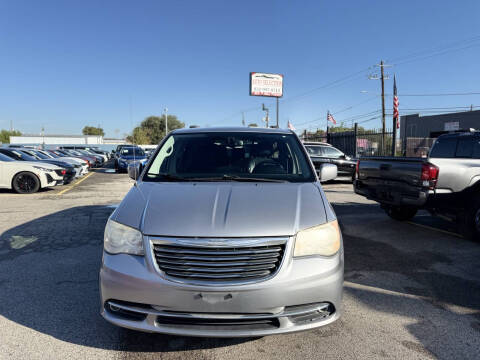 2014 Chrysler Town and Country Touring