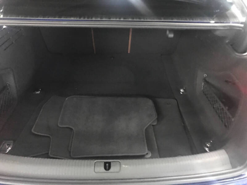 2023 Audi A4 quattro Premium 40 TFSI