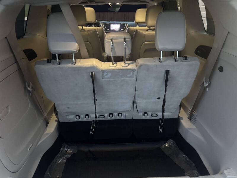 2021 Chrysler Pacifica Hybrid Touring L