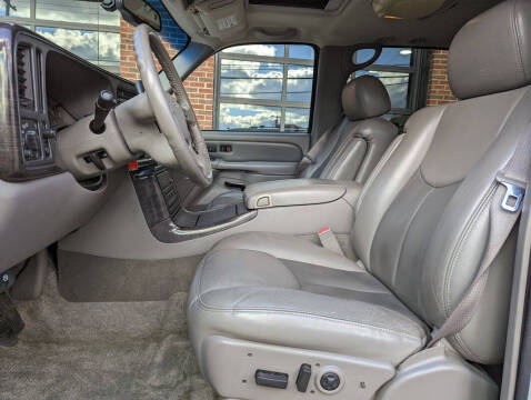 2003 GMC Yukon XL Denali