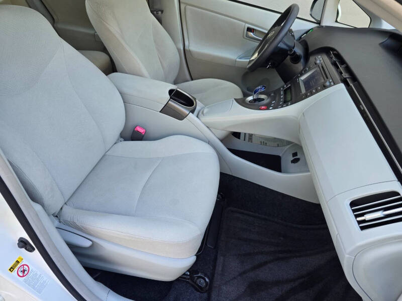 2012 Toyota Prius Three