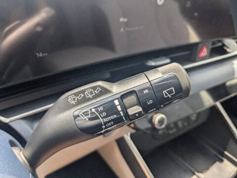 2025 Kia Carnival SX