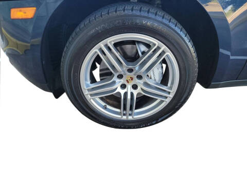 2015 Porsche Macan S