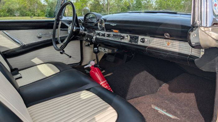 1956 Ford Thunderbird