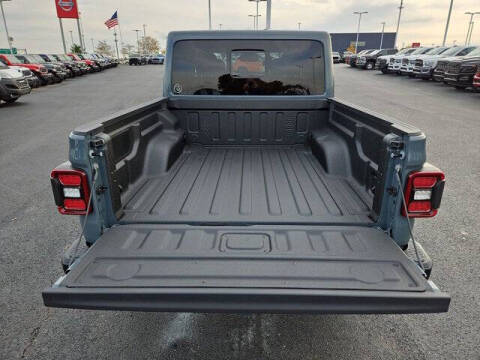 2026 Jeep Gladiator Sport S