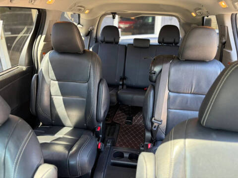 2016 Toyota Sienna