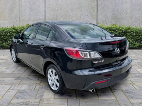 2011 Mazda MAZDA3 i Touring